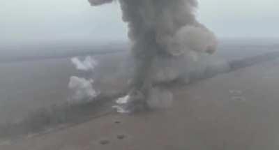 A spectacular explosion of the Russian ammo depot in the Zaporizhia direction