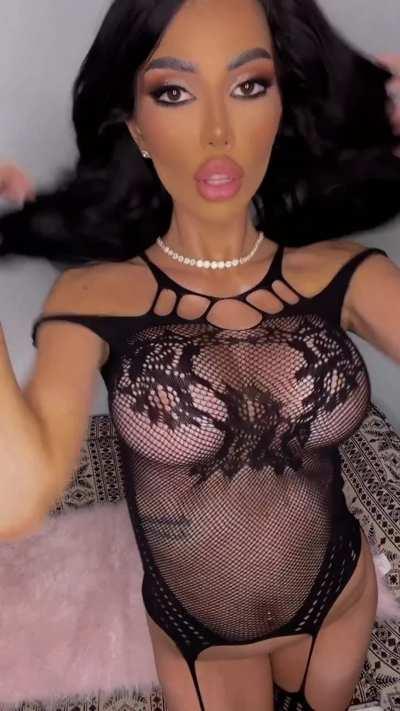 Feel the electricity between us💦