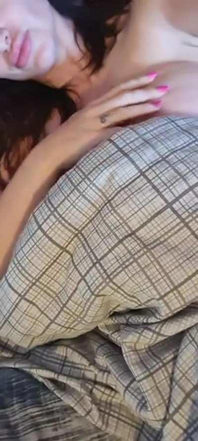 Come cuddle up to mommy, remember who gives the best cuddles