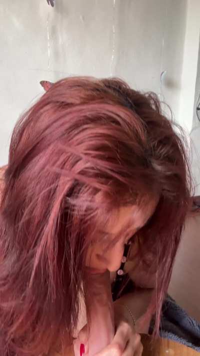 Wld you like your dick to be sucked in public?