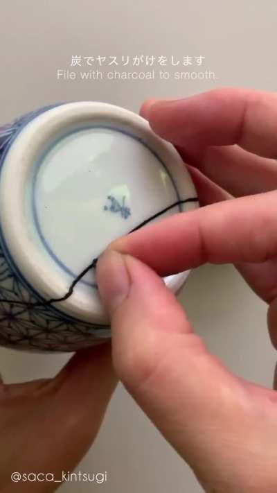 How to repair broken pottery with the Japanese Kintsugi technique