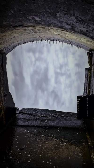 Edited u/erick_bits Niagara falls footage