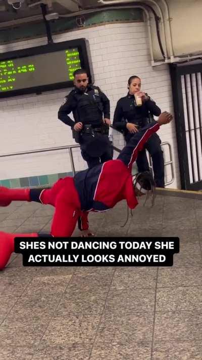 Y’all remember the NYPD lady🐗who use to make TikTok dances ? Someone filed complaints & she can no longer do TikTok dances & lost her vacation days 😐