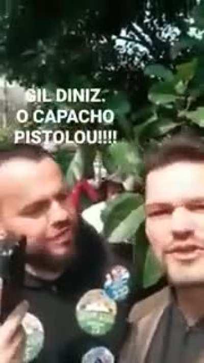 O safado ficou putinho ao ser cobrado por usar mamata eleitoral
