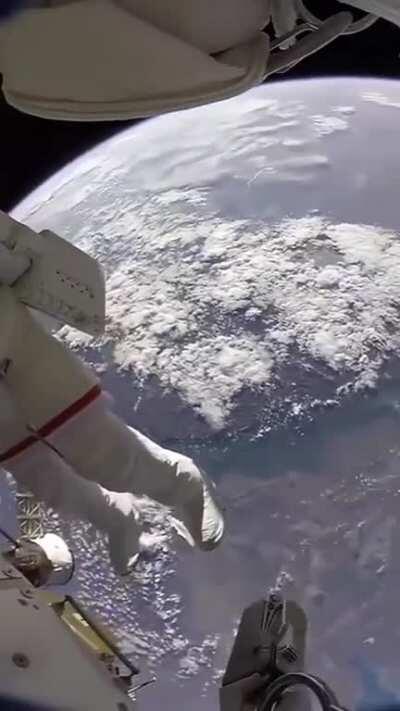 The view of earth from 250 mile up