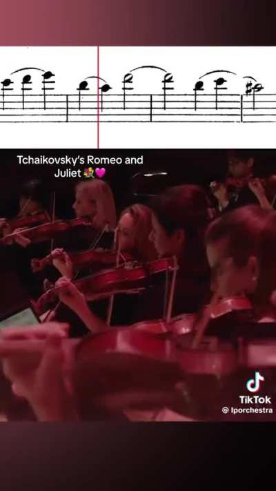 Drake the type of lovestruck larry for this to play when he sees his crush