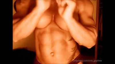 Cr!$ G0Y MUSCLE TEASE