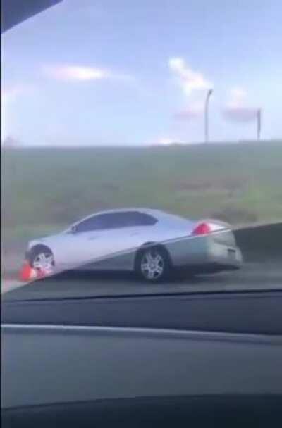 كان ماشي تمام وفي الأخير فلت منه معجم اللغة ورجع للاصدار القديم.. (WhatsApp video)