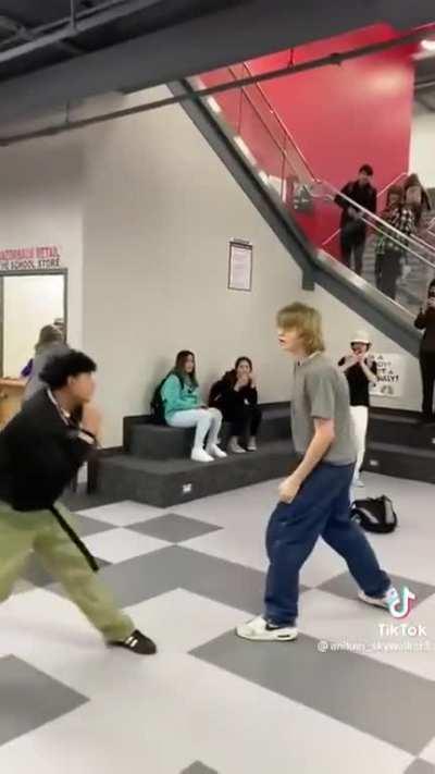 Emo Kid Vs Edgar 🔥