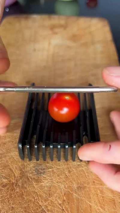 ASMR Tomato chopper!