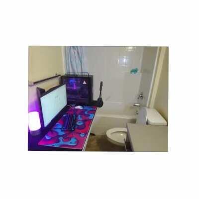 Linus Tech Tips Intro except it's r/shittybattlestations