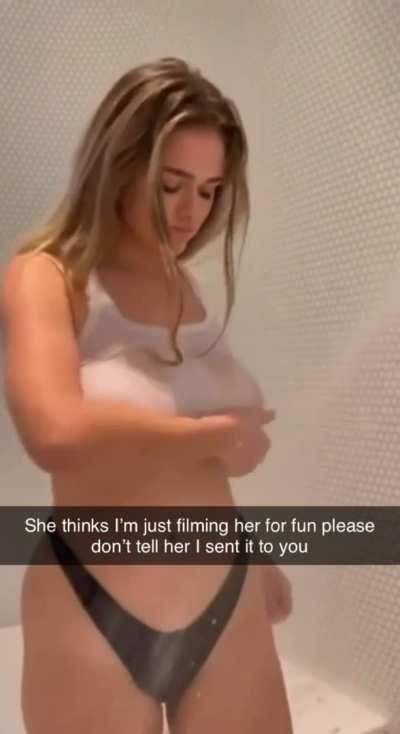 You lost a bet with your friend which meant you had to send him nudes of your hot girlfriend. This is what you sent