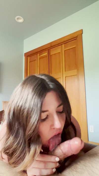 I love playing with cum