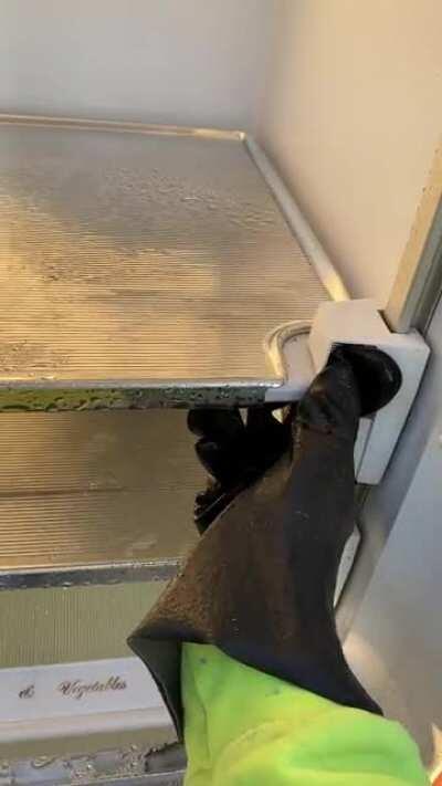 The shelves on this GE fridge from the 50’s