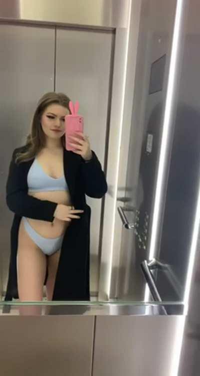 Maybe next time i should just wear nothing under the coat to class... :) [gif]