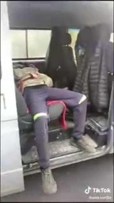 И мертвые с косами...