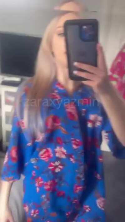 Jumping out of my robe, hope you like the show I put on 😅 [19]