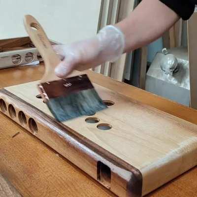 WIP ! Oiling some stickless walnut cases. They're not done yet but I hope you enjoy this satisfying step !