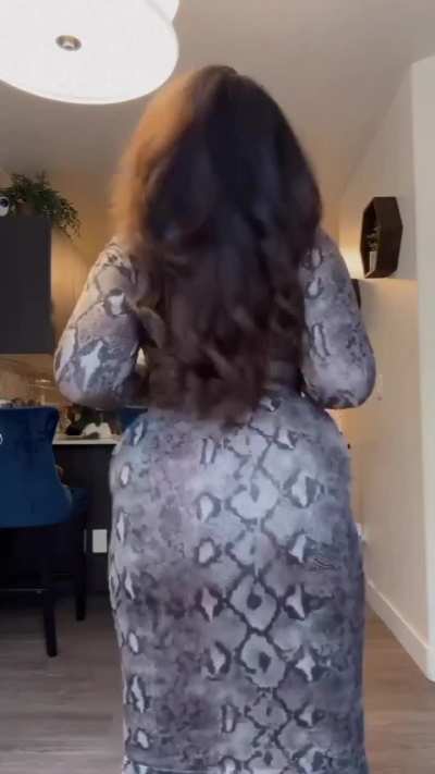 An Ass Everyone Can Adore 