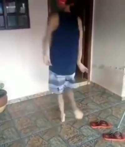 A Bizarre Day Gangdance IRL 😳😱😱😱😳