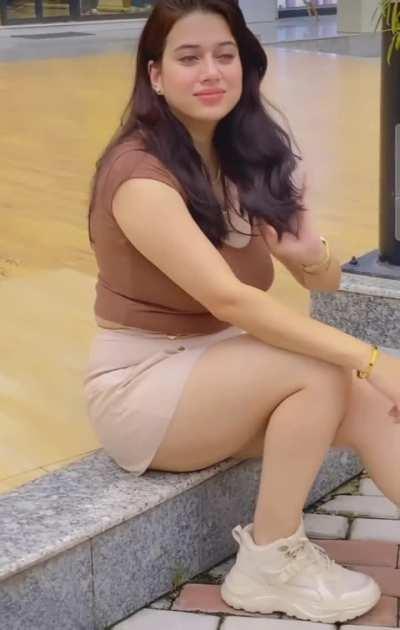 What a perfect wife material desi maal