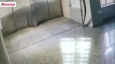 Here is how the siesmic joint can help in case of earthquake. The video is from recent 6.7 earthquake in izmir, Turkey