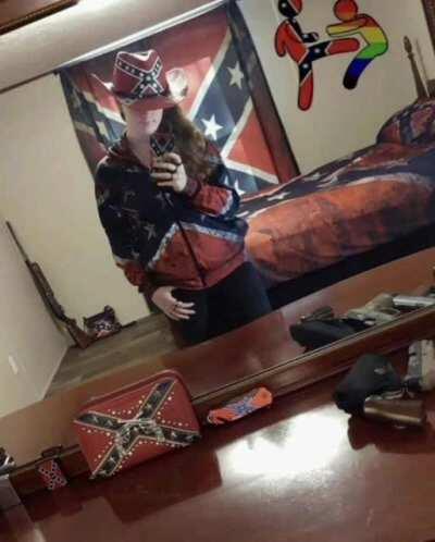 When woman is sus and drip 😳