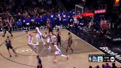 [Highlight] Sixers guard De'Anthony Melton drives into the lane and pumps in air before throwing down the HUGE slam to poster the Nets defense!