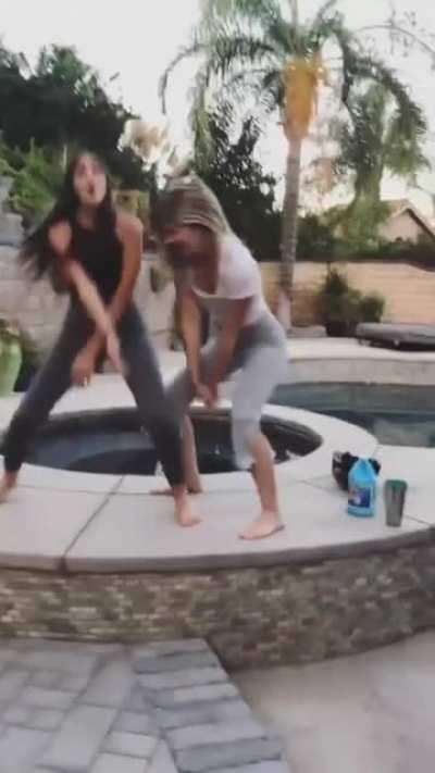 Booty and Sexy Dancing