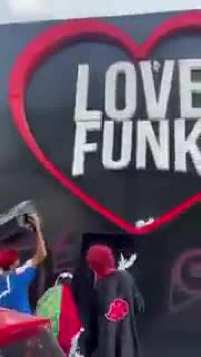 Oq o mundo se tornou ? kkkkk