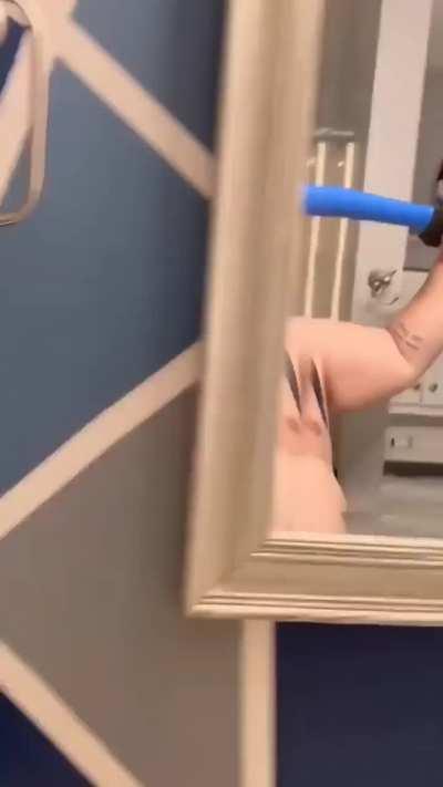 This is some super smooth transition