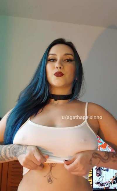 your busty latina <3