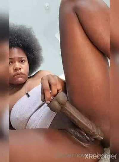 She's Bad💦💦 (Check Comment)👇👇