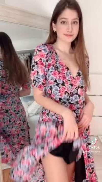 If you stopped scrolling you have to fuck me in this dress 😈