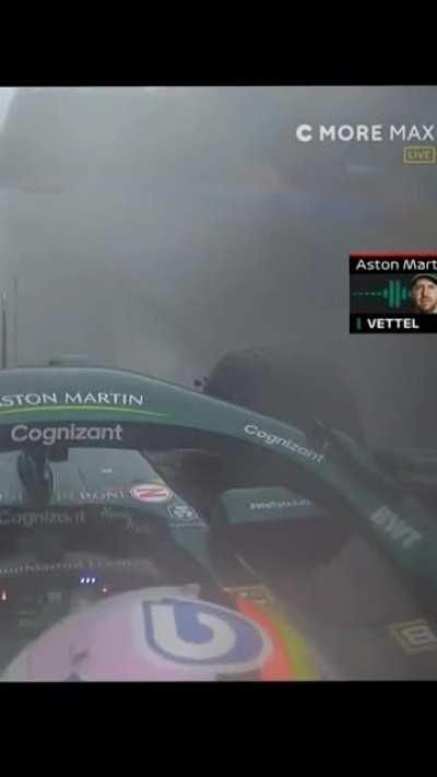 You cant park there, Lando!