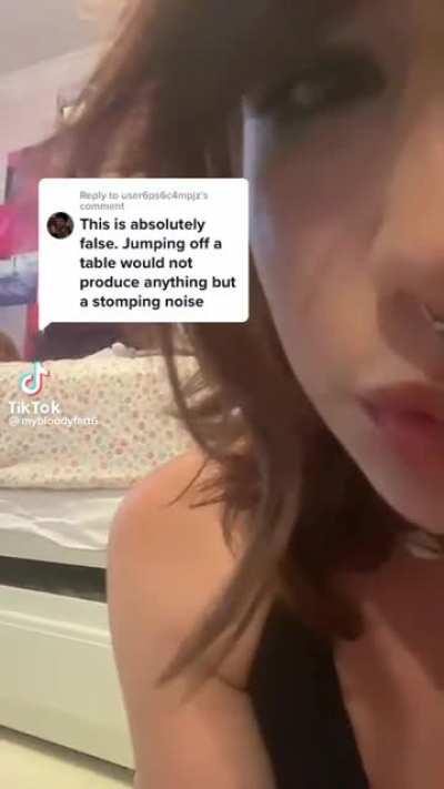 why she sound like kim😭😭😭