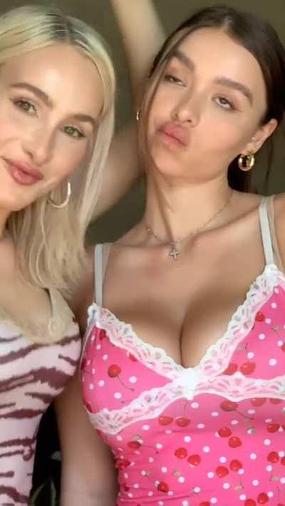 S0phie Mudd latest 10gb mega pack link in comment