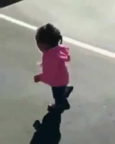 Run! It's chasing you!