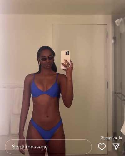 Taylor (BB24) shows off in a bikini