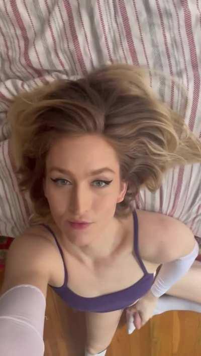 Can I spam you with horny vids? 💜