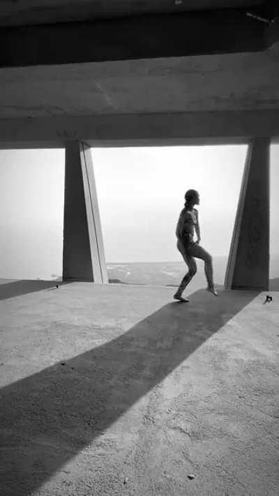 Dancing Z - More BTS of Her Cover Shoot for W Magazine