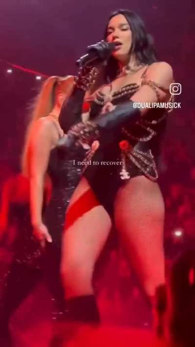 Dua lipa fat jiggly ass 🥵