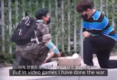 Korean kids’ questions when they meet a soilder.