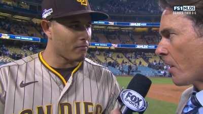 [Highlight] Cameraperson films entire Manny Machado interview entirely too zoomed in.