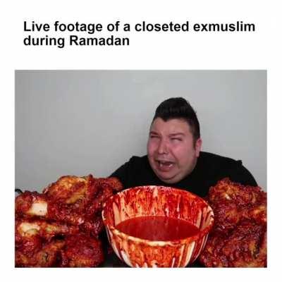 Makes 36 posts about how hard not eating is for a few hours