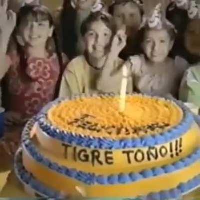 Es su cumpleaños😎