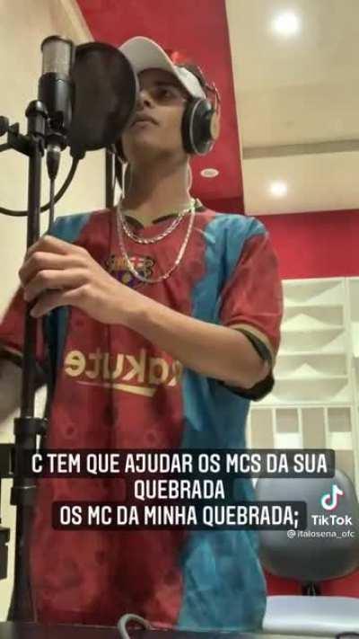 lançamento em, se fosse putaria tava geral dando up