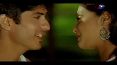 Aise na mujhe tum dekho, seene se laga loonga🎧