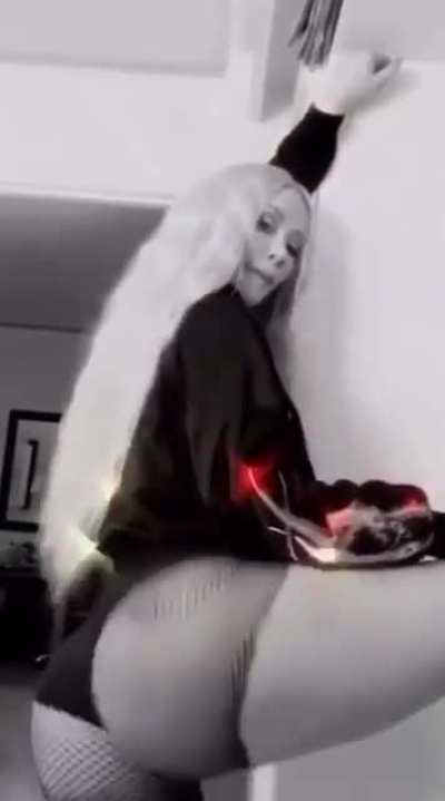 Iggy Azalea Baby Hit The Floor