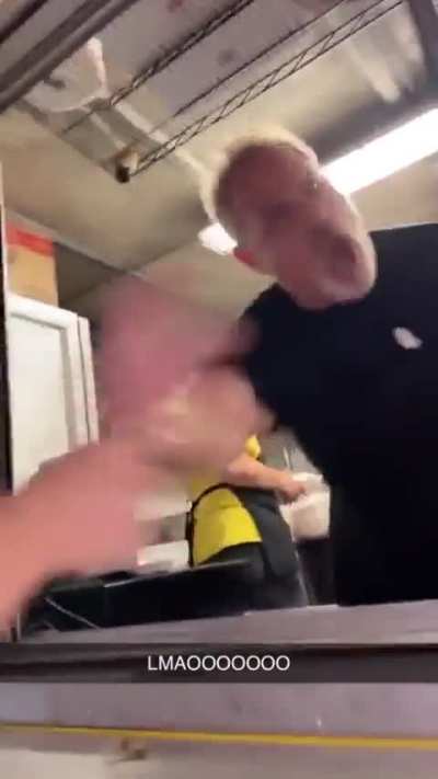 Woman insists a closed food truck is still open